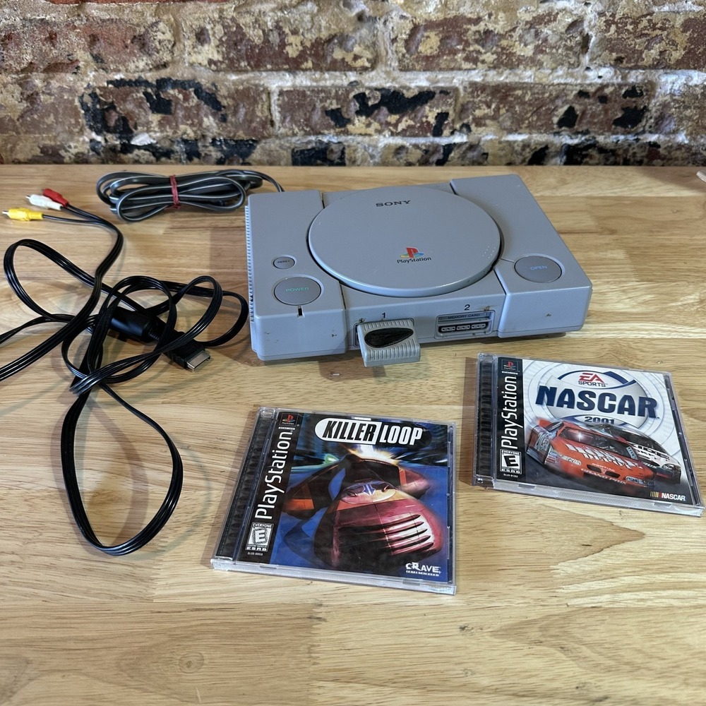 Sony PlayStation 1 SCPH-7501 Console and 2 games FOR PARTS